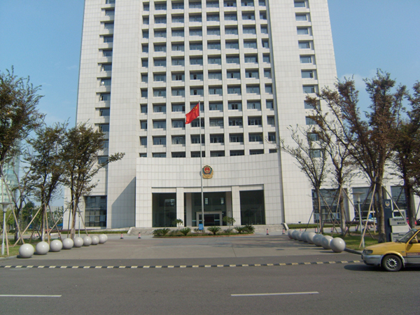 政府單位 內(nèi)置式錐形旗杆