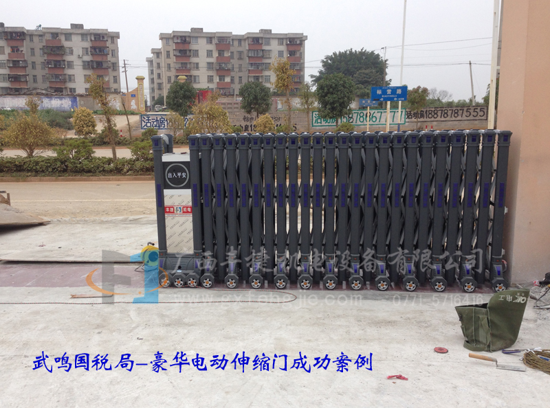 武鳴國(guó)稅局福州艦電動(dòng)門(mén)成功案